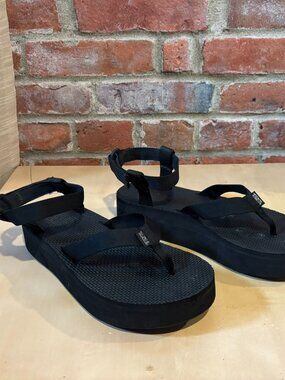 Teva Original flatform thong sandals